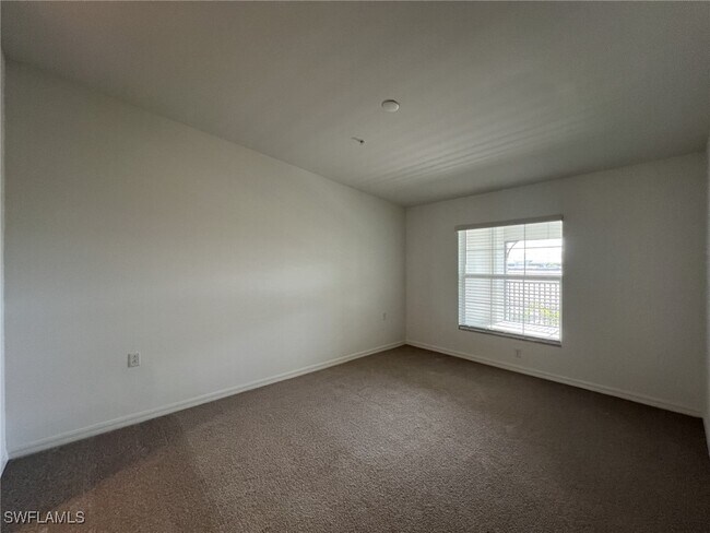Building Photo - 5454 Double Eagle Cir