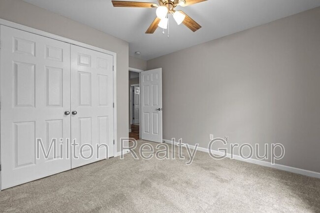 Building Photo - 11 Sawtooth Oak Cir
