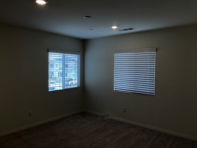 Building Photo - Like New- Home In Menifee!!!