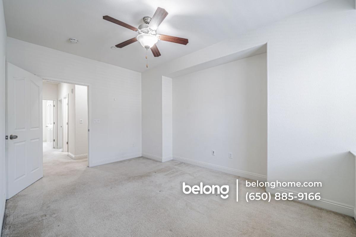 Building Photo - 6704 S Mariposa Ln
