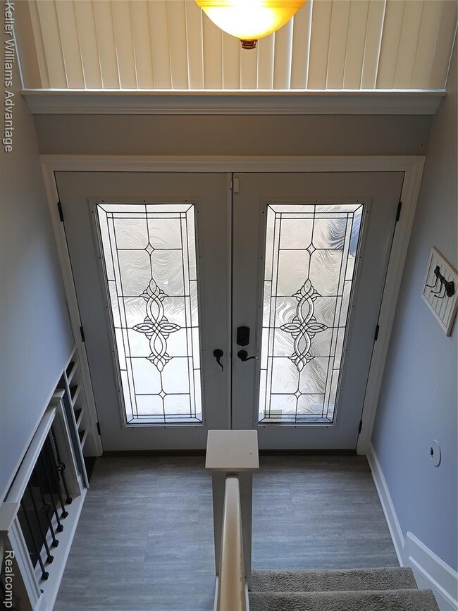 Building Photo - 15730 Anthony St