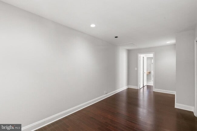 Building Photo - 1257 35th St NW