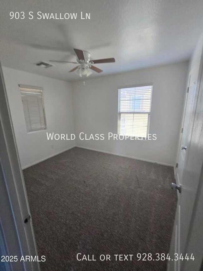 Building Photo - 903 S Swallow Ln