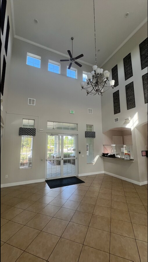 Building Photo - 13335 Crest Lake Dr