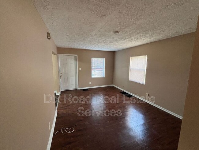 Building Photo - 1706 Meadow Ave