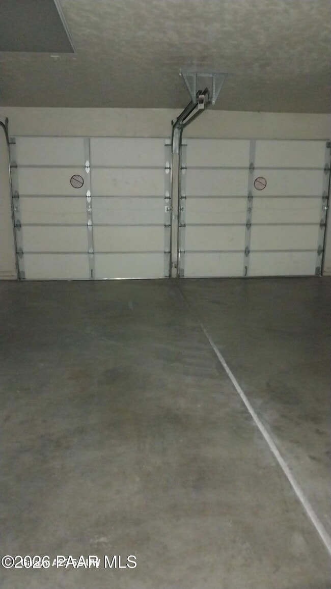 Building Photo - 9751 E Magma Dr