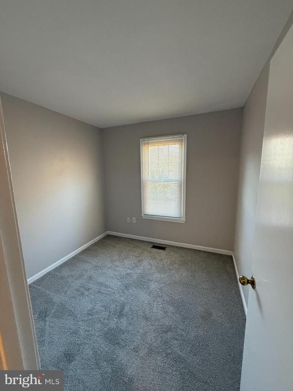 Building Photo - 14662 Forsythia Terrace