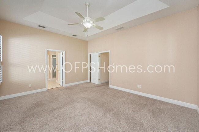 Building Photo - 1558 Venice Ave