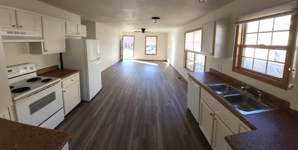 Building Photo - 2138 N Howard Ave