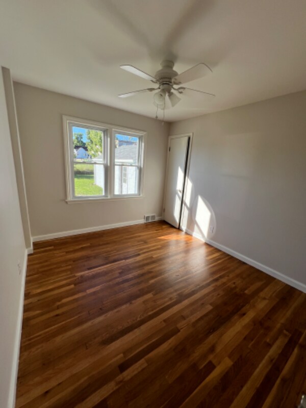 Building Photo - 148 Helena Dr