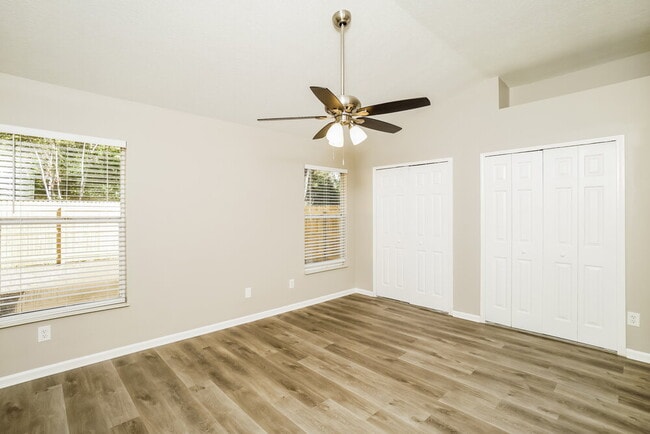 Building Photo - 10415 Copperwood Dr