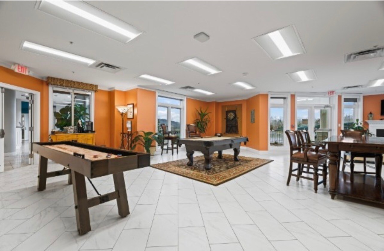 Building Photo - 400 Warioto Way
