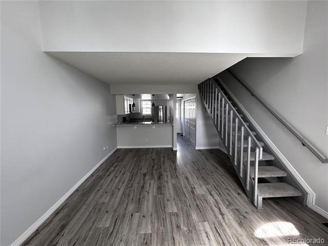 Building Photo - 7250 Devinney Ct