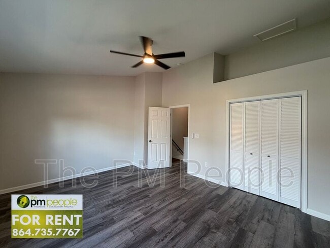 Building Photo - 10 Pointer Ln