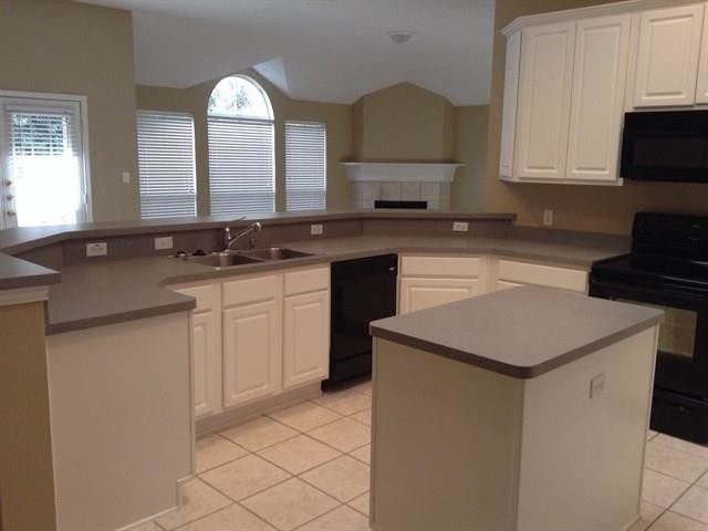 Building Photo - 7920 Desert Rose Ct