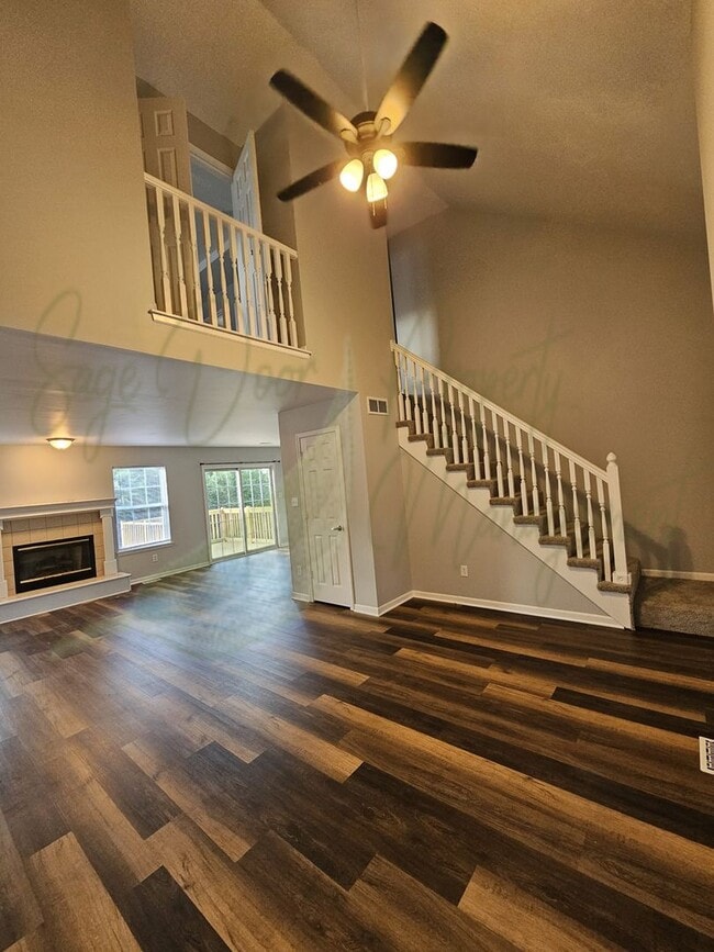 Building Photo - BEAUTIFUL HOME!!!