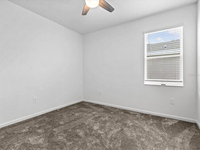 Building Photo - 2952 Armstrong Ave