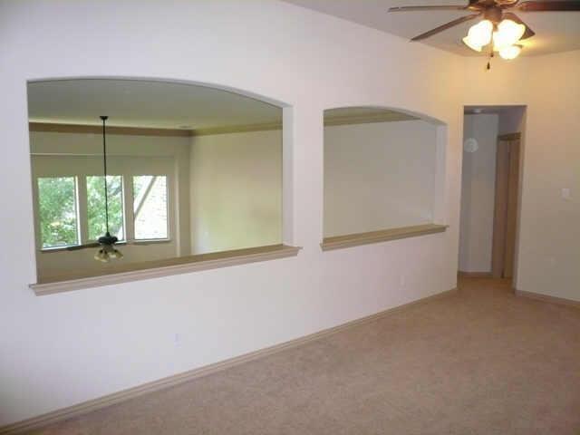 Building Photo - 910 Redbird Ln