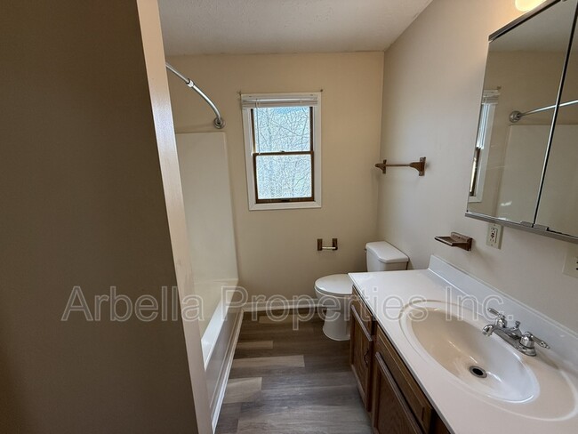 Building Photo - 941 Kendrick Creek Rd