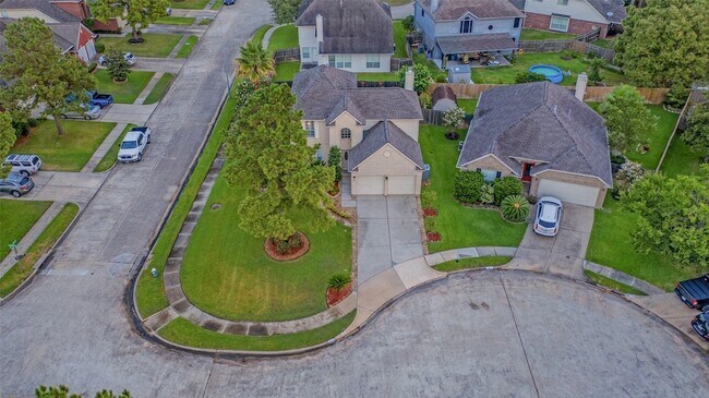 Building Photo - 9514 Trailing Moss Dr