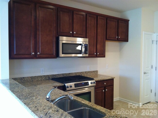 Building Photo - 16720 Dunaverty Pl