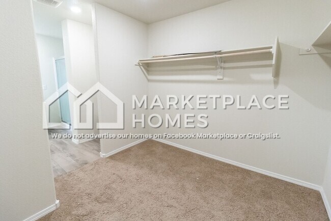 Building Photo - 3533 Wild Horse Rd NE