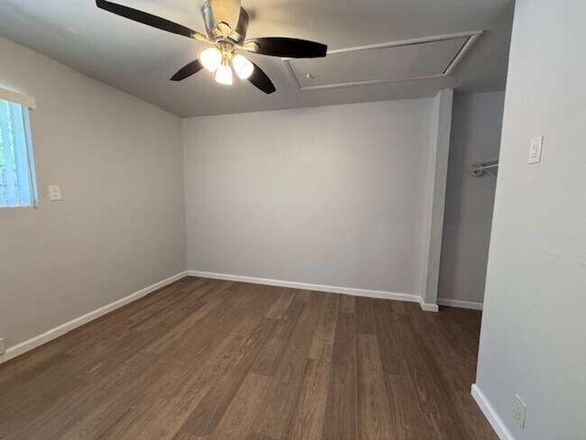 Building Photo - Spacious and newly remodeled 4 Bedroom wit...