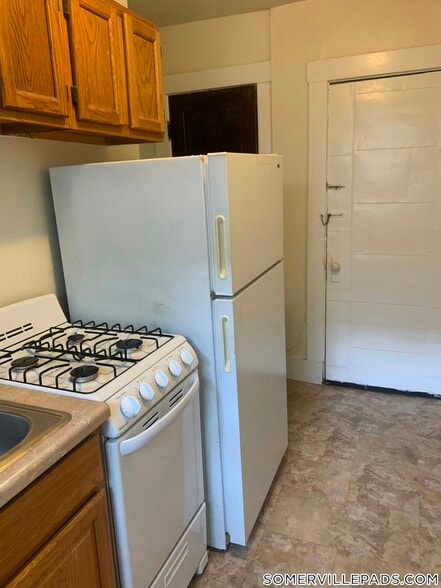 Building Photo - 155 Summer St