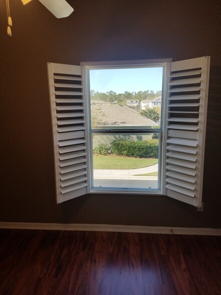 Bedroom pic3 - 112 Avery Lake Drive
