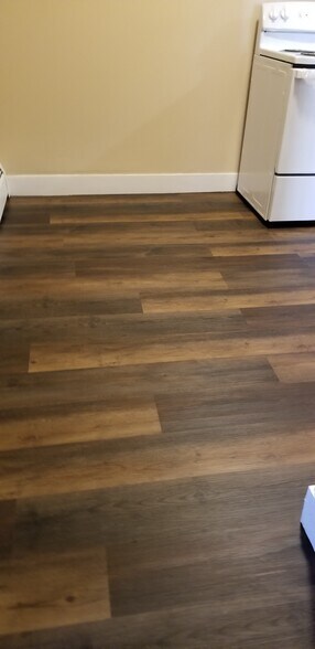 Kitchen - 338 Pawtucket St