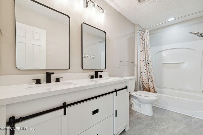 Building Photo - 1425 Royal Dornoch Drive