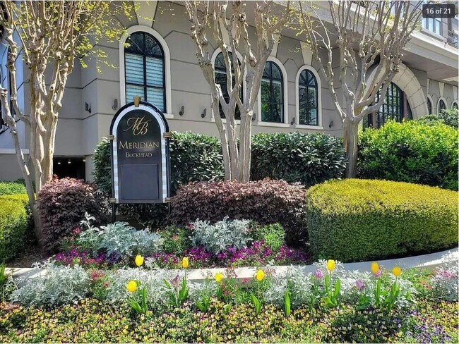 Building Photo - 3334 Peachtree Rd NE