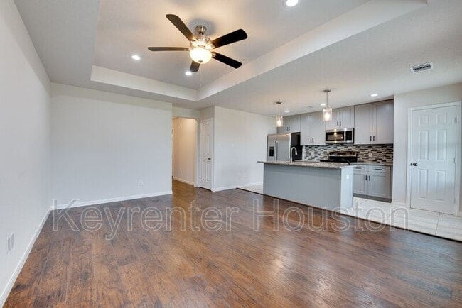 Building Photo - 5405 Groveton St