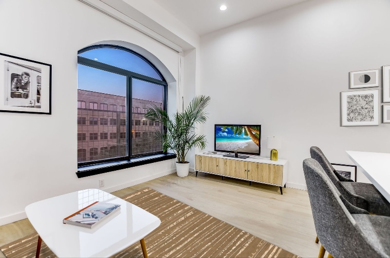 Building Photo - 507 Sabine St