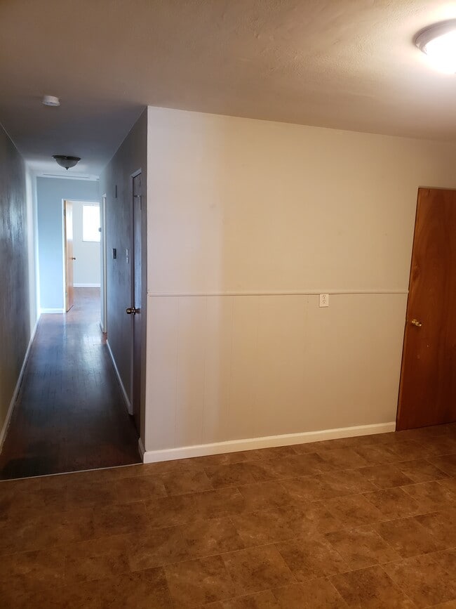 Building Photo - Minnesota Avenue Property (6914 & 6916)