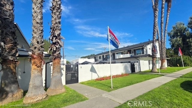 Building Photo - 1803 W Sumac Ln