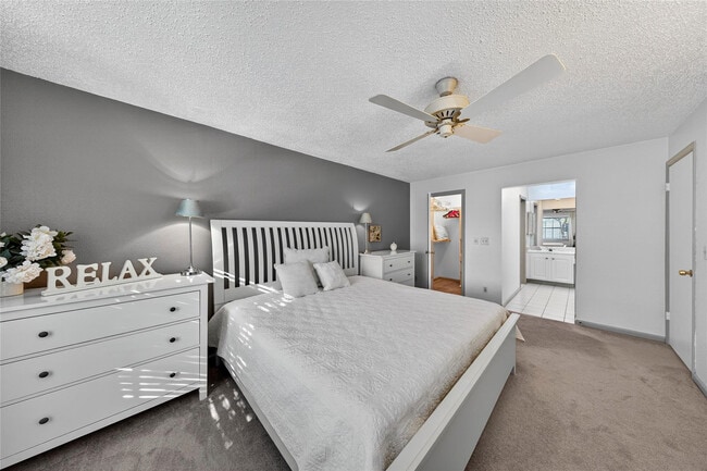 Building Photo - 6417 Bay Club Dr