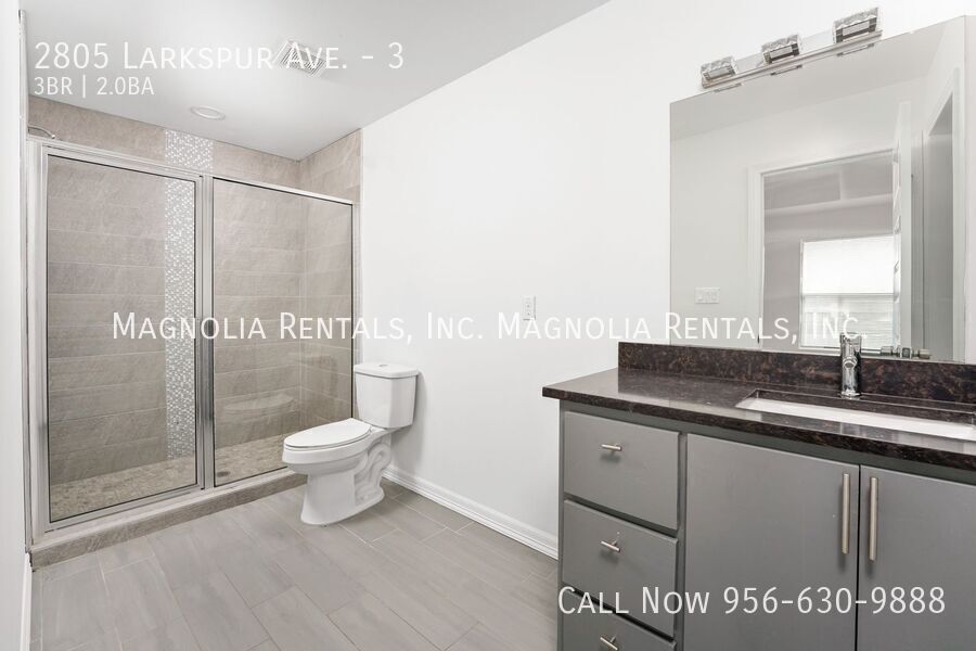 Building Photo - 2805 Larkspur Ave