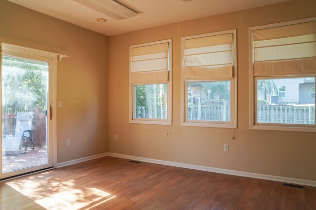 Building Photo - 7309 W 154th Terrace