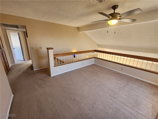 Building Photo - 25 Jensen Dr