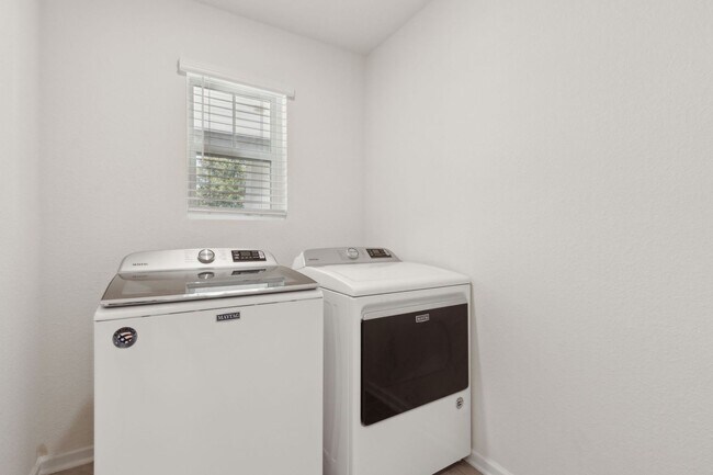 Building Photo - Charming 3-Bedroom Home in Nassau Crossing...