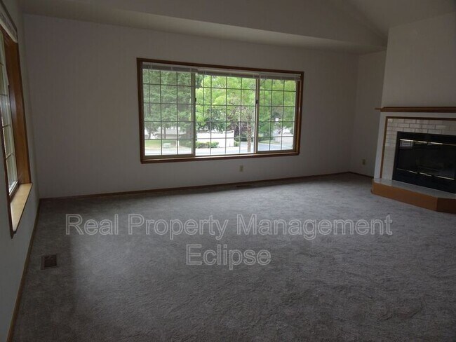 Building Photo - 6910 Old Redmond Rd