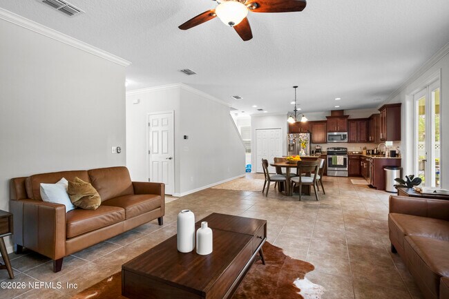 Building Photo - 225 S Torwood Dr