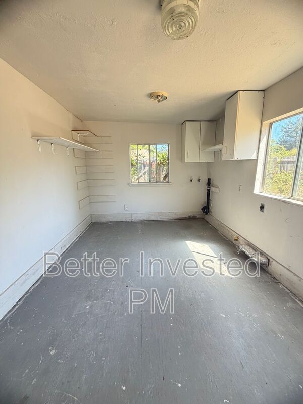 Building Photo - 3851 Eastside Calpella Rd