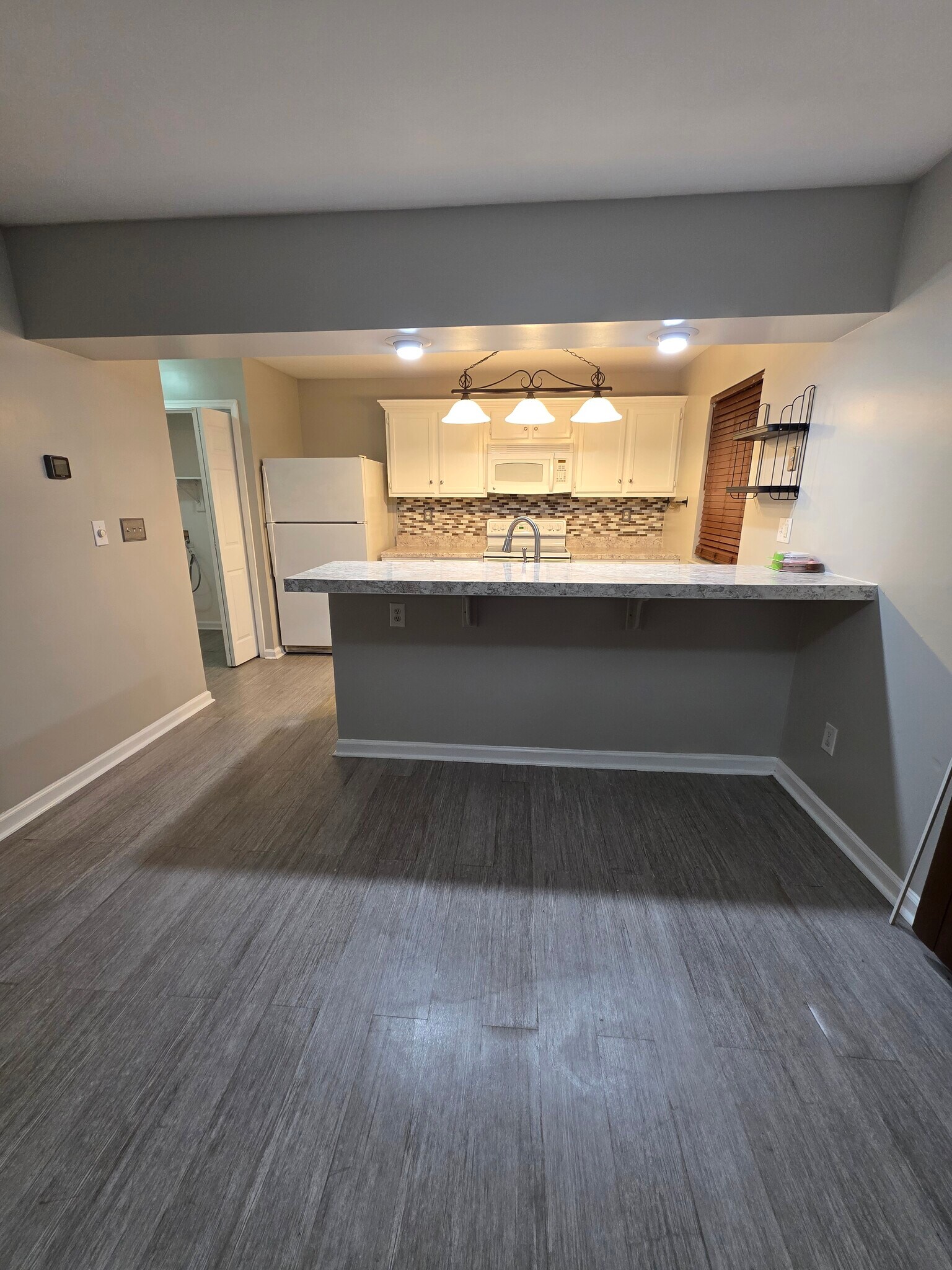 Building Photo - 283 Ferdinand Cir