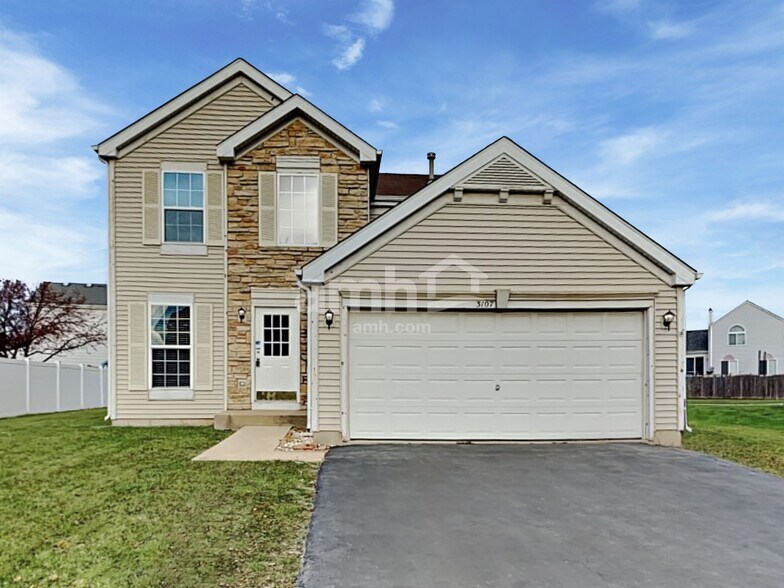 Primary Photo - 3107 Arborsedge Dr