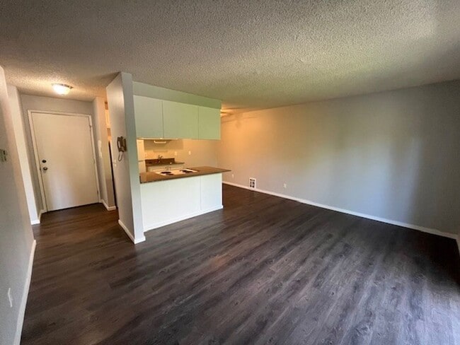 Interior Photo - Interlakken Apartments - Bothell - Renovat...