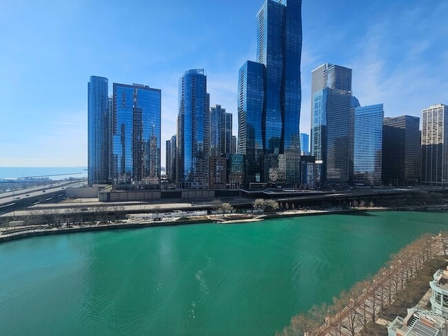 Building Photo - 445 E North Water St