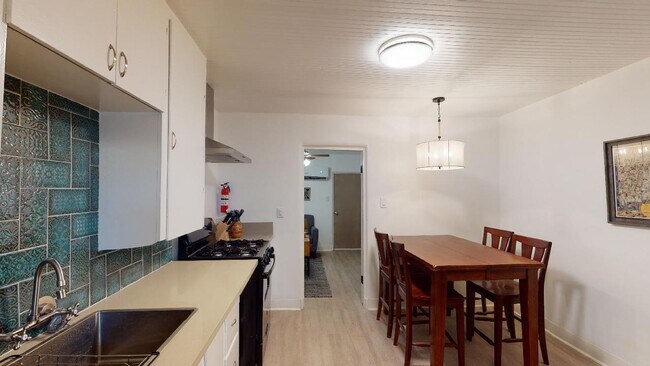 Building Photo - 2101 New York Ave SW