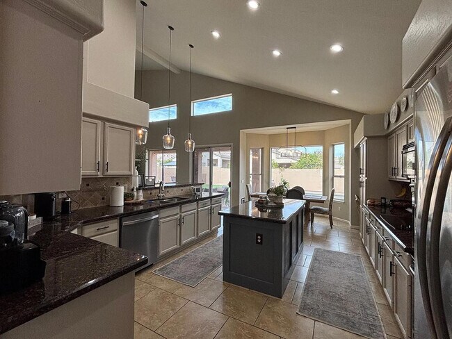 Building Photo - 3136 E Brookwood Ct